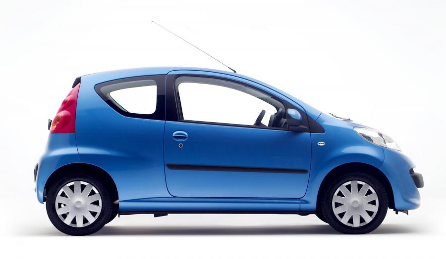  Peugeot 107 2006 года  (фото 37 из 48)